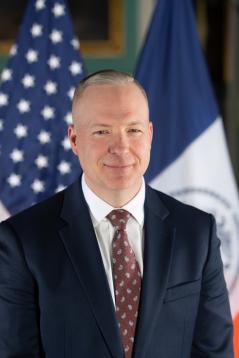Portrait of Jeffrey D. Roth